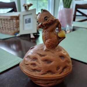 Squirrel on Walnut Salt OR Pepper Shaker -ONLY ONE